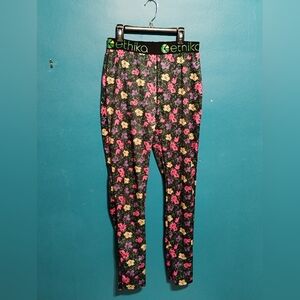 Ethika Women Floral Leggings - Black and Pink